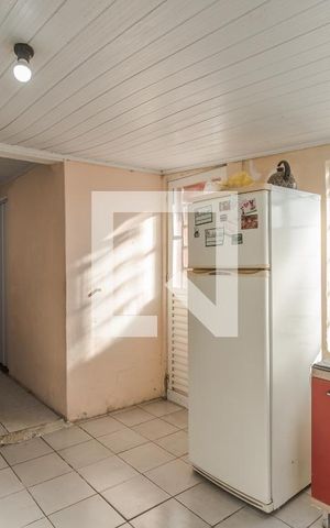 Casa à venda com 250m², 3 quartos e 2 vagas Casa à venda com 250m², 3 quartos e 2 vagasCozinha