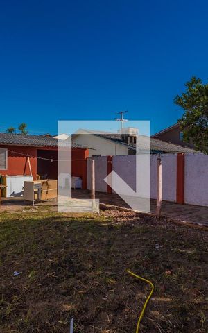 Casa à venda com 250m², 3 quartos e 2 vagas Casa à venda com 250m², 3 quartos e 2 vagasQuintal