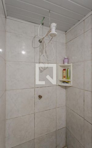 Casa à venda com 250m², 3 quartos e 2 vagas Casa à venda com 250m², 3 quartos e 2 vagasBanheiro