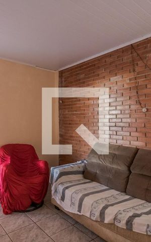 Casa à venda com 250m², 3 quartos e 2 vagas Casa à venda com 250m², 3 quartos e 2 vagasSala