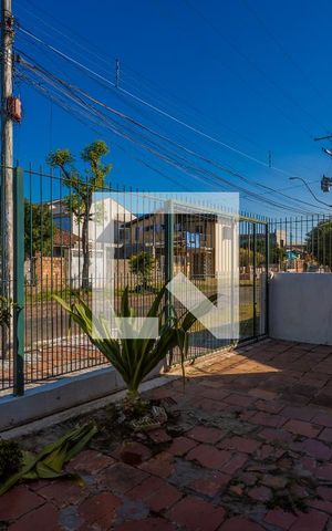 Casa à venda com 250m², 3 quartos e 2 vagas Casa à venda com 250m², 3 quartos e 2 vagasQuintal