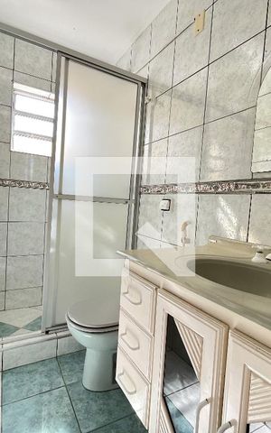 Casa à venda com 100m², 2 quartos e sem vaga Casa à venda com 100m², 2 quartos e sem vagaBanheiro da Suíte 2