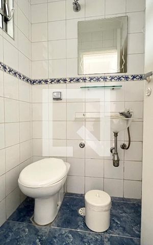 Casa à venda com 100m², 2 quartos e sem vaga Casa à venda com 100m², 2 quartos e sem vagaLavabo