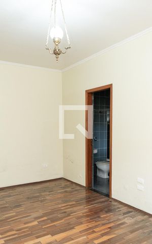 Casa à venda com 129m², 2 quartos e 2 vagas Casa à venda com 129m², 2 quartos e 2 vagasQuarto 2