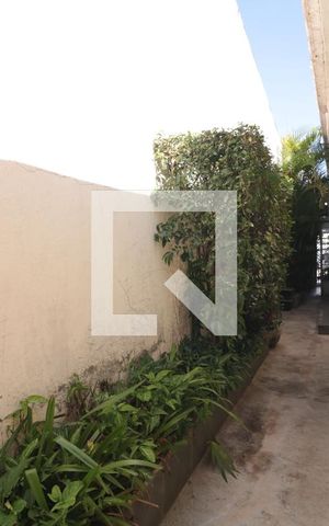 Casa à venda com 300m², 2 quartos e 8 vagasCorredor