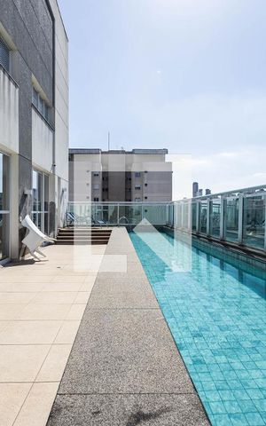 Apartamento à venda com 32m², 1 quarto e 1 vagaPiscina