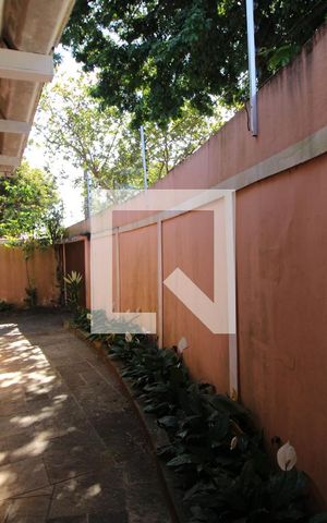 Casa à venda com 647m², 5 quartos e 8 vagasQuintal 