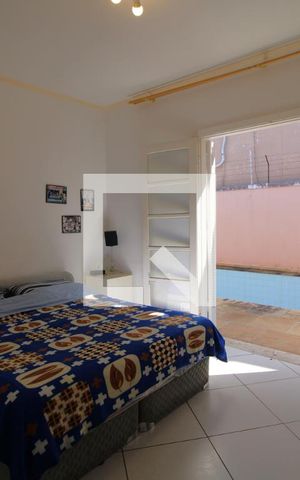 Casa à venda com 647m², 5 quartos e 8 vagasSuíte 2