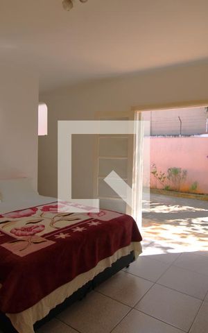 Casa à venda com 647m², 5 quartos e 8 vagasSuíte 4