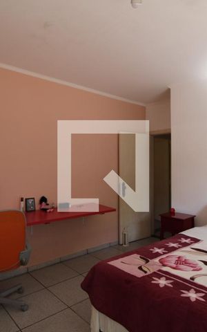 Casa à venda com 647m², 5 quartos e 8 vagasSuíte 4