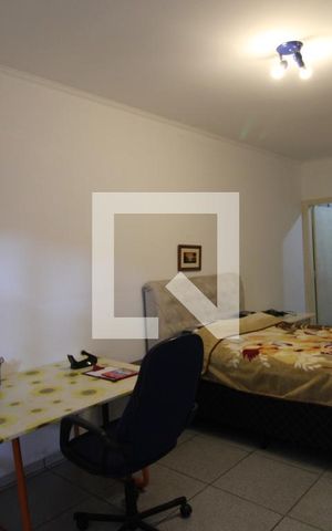 Casa à venda com 647m², 5 quartos e 8 vagasSuíte 3
