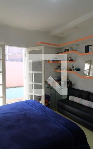 Casa à venda com 647m², 5 quartos e 8 vagasSuíte 1