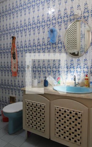 Casa à venda com 647m², 5 quartos e 8 vagasBanheiro da suíte 4