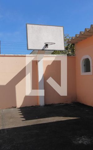 Casa à venda com 647m², 5 quartos e 8 vagasQuintal 