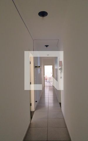 Casa à venda com 647m², 5 quartos e 8 vagasCorredor 