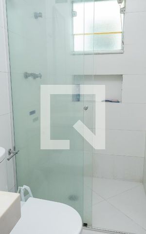 Casa à venda com 364m², 4 quartos e 3 vagasBanheiro Social 