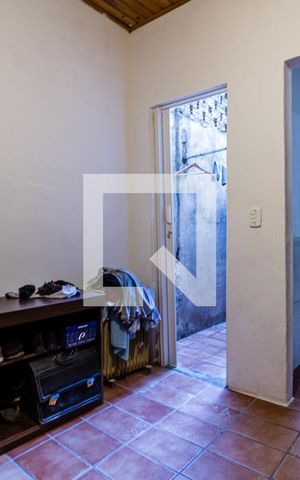 Casa à venda com 600m², 5 quartos e 3 vagas Casa à venda com 600m², 5 quartos e 3 vagasQuarto 3