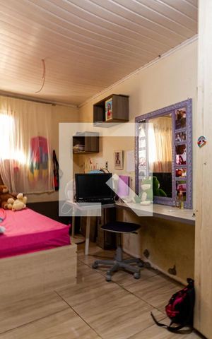 Casa à venda com 600m², 5 quartos e 3 vagas Casa à venda com 600m², 5 quartos e 3 vagasQuarto 5