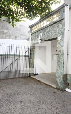 Casa à venda com 258m², 2 quartos e 2 vagasGaragem