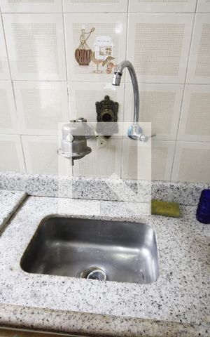 Casa à venda com 258m², 2 quartos e 2 vagasCozinha
