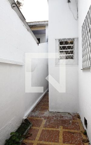 Casa à venda com 258m², 2 quartos e 2 vagasCorredor