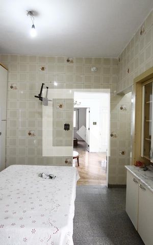 Casa à venda com 258m², 2 quartos e 2 vagasCozinha