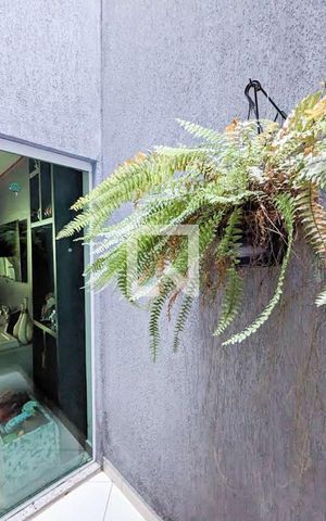 Casa à venda com 150m², 3 quartos e 4 vagas Casa à venda com 150m², 3 quartos e 4 vagasJardim de inverno