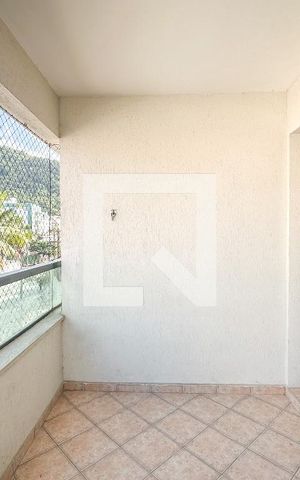 Apartamento para alugar com 85m², 2 quartos e 1 vagaVaranda