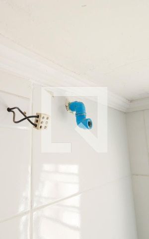 Casa à venda com 180m², 3 quartos e 1 vaga Casa à venda com 180m², 3 quartos e 1 vagaBanheiro