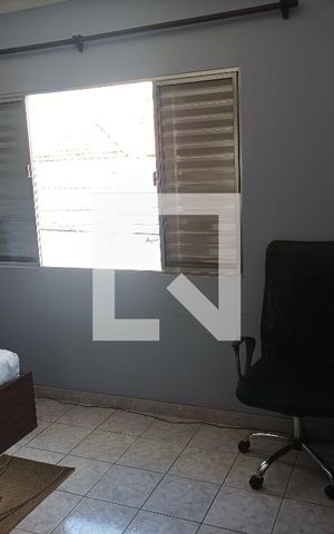 Casa à venda com 49m², 2 quartos e sem vaga Casa à venda com 49m², 2 quartos e sem vagaQuarto 1