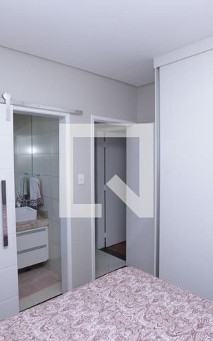 Apartamento à venda com 87m², 3 quartos e 2 vagasQuarto 2