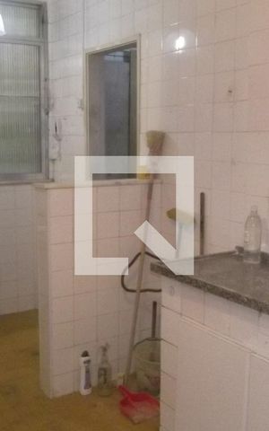 Apartamento à venda com 74m², 2 quartos e 1 vagaCozinha