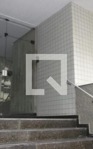 Apartamento à venda com 74m², 2 quartos e 1 vagaÁrea comum