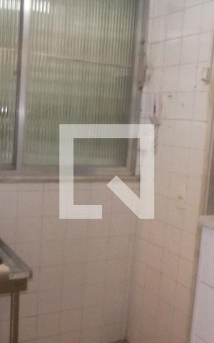 Apartamento à venda com 74m², 2 quartos e 1 vagaÁrea de Serviço
