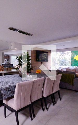 Apartamento à venda com 275m², 4 quartos e 4 vagas Apartamento à venda com 275m², 4 quartos e 4 vagasSala de Jantar