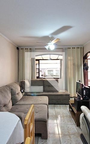 Casa à venda com 159m², 3 quartos e 2 vagasSala 