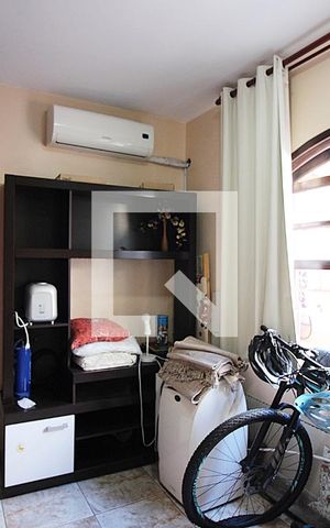 Casa à venda com 159m², 3 quartos e 2 vagasQuarto 3