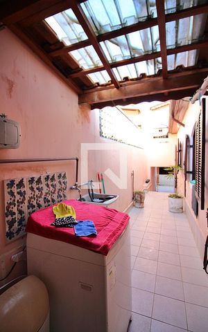 Casa à venda com 159m², 3 quartos e 2 vagasLavanderia