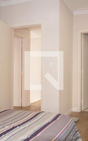 Casa à venda com 232m², 5 quartos e 4 vagas Casa à venda com 232m², 5 quartos e 4 vagasSuíte
