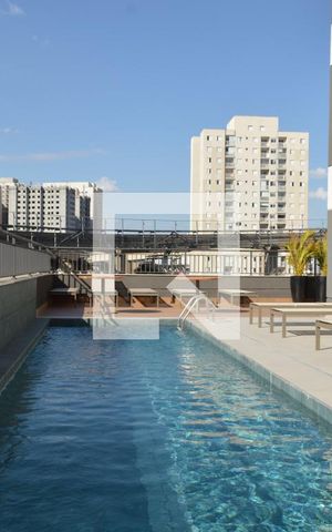 Studio à venda com 26m², 1 quarto e sem vagaÁrea comum - Piscina