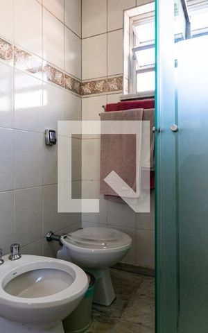Casa à venda com 545m², 5 quartos e 4 vagas Casa à venda com 545m², 5 quartos e 4 vagas2o. Andar - Banheiro da Suíte 4