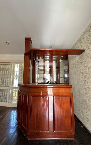Casa para alugar com 275m², 5 quartos e 4 vagasSala 2