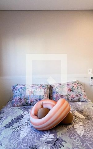 Apartamento à venda com 98m², 2 quartos e 2 vagasSuíte