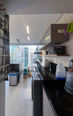 Apartamento à venda com 98m², 2 quartos e 2 vagasCozinha/Área de Serviço