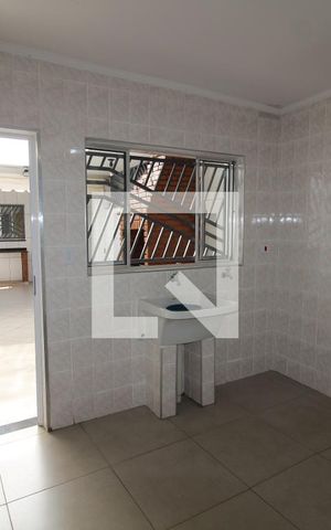 Casa à venda com 257m², 3 quartos e 2 vagasÁrea de Serviço
