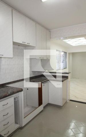 Casa à venda com 257m², 3 quartos e 2 vagasCozinha