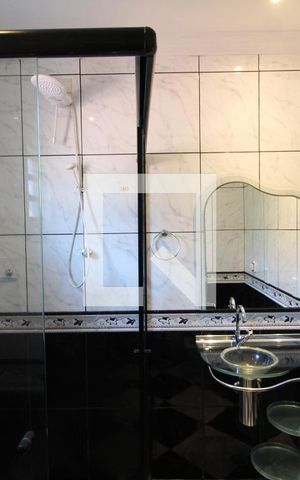 Casa à venda com 257m², 3 quartos e 2 vagasSuite 2