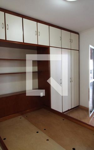 Casa à venda com 257m², 3 quartos e 2 vagasSuite