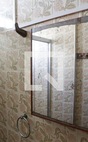 Apartamento para alugar com 120m², 3 quartos e 3 vagasBanheiro social 1