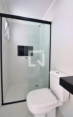 Apartamento para alugar com 63m², 2 quartos e 2 vagasBanheiro do Quarto 1 - Suíte